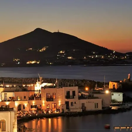 Sunloft-paros 4* Náusza